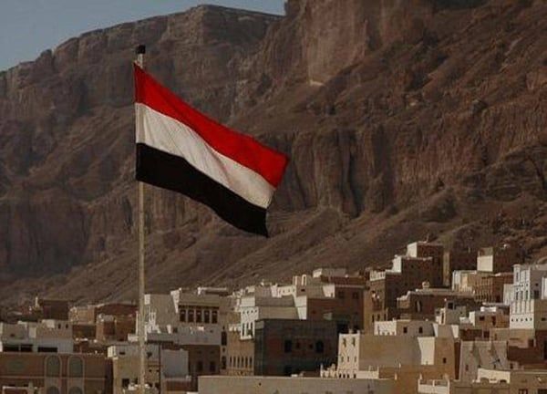 عبرت عن قلقها إزاء الصمت الدولي.. - الحكومة اليمنية تدين قرارات مليشيات الحوثي الإرهابية بإعدام 45 مختطفا في سجونها