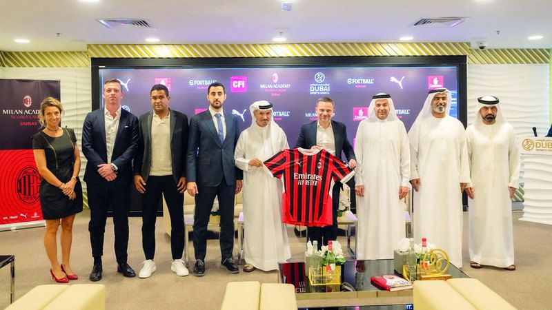 الامارات | نادي «إيه سي ميلان» يفتتح أكاديمية في دبي