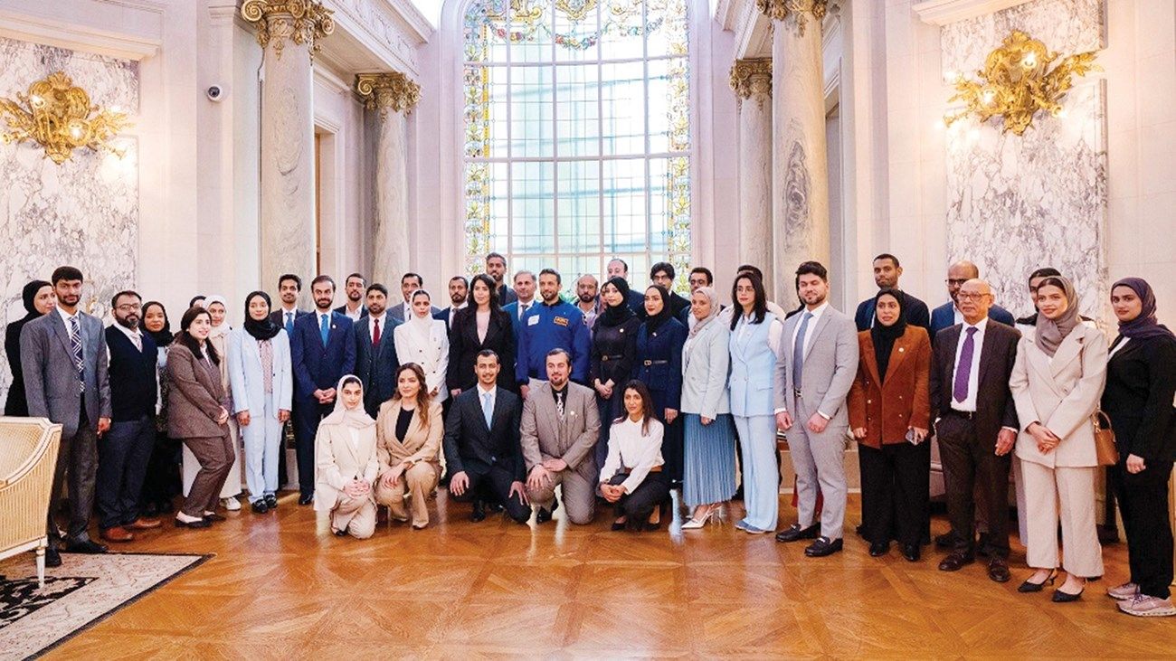 سلطان النيادي: الشباب المبتعثون للدراسة في الخارج ثروة وطنية