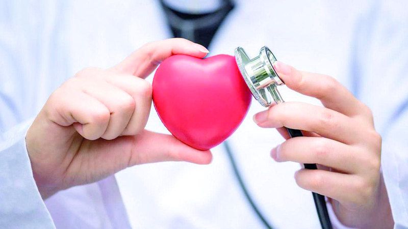 الامارات | عليكم بالماء  في الطقس الحار.. نصيحة أطباء  لمرضى القلب