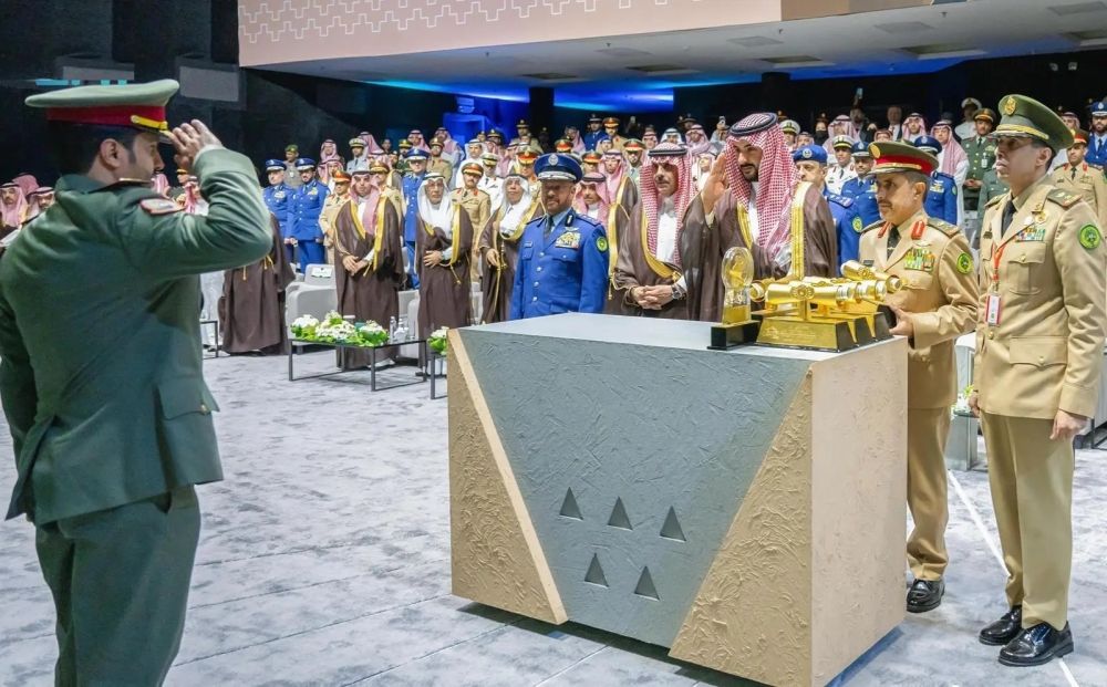 وزير الدفاع يرعى حفل تدشين جامعة الدفاع الوطني