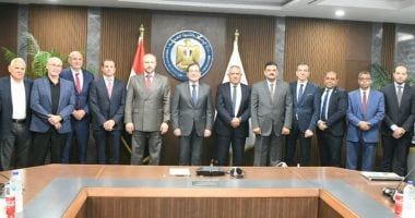 وزير البترول يشهد الجمعية التأسيسية لشركة مناجم ذهب أبومروات