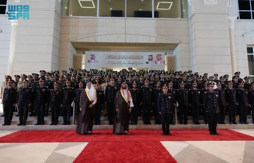 وزير الحرس الوطني يرعى حفل تخريج الدورة الخامسة من برنامج القيادة والأركان