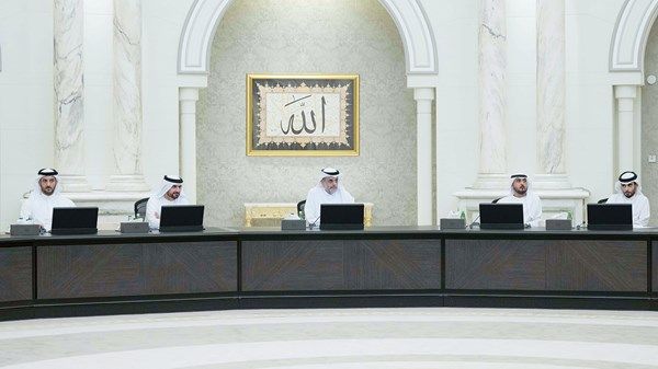«تنفيذي الشارقة» يناقش تطوير جودة العمل الحكومي
