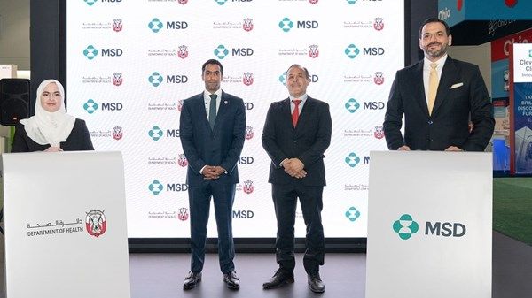 "الصحة أبوظبي" توقع اتفاقيتي تعاون لتطوير العلاجات الجينية والسرطانية