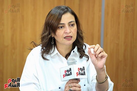 الخليج 365 يكرم دينا فؤاد بعد نجاحها فى مسلسل حق عرب.. صور