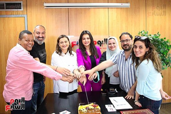 الخليج 365 يكرم دينا فؤاد بعد نجاحها فى مسلسل حق عرب.. صور