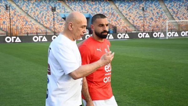 الامارات | حسام حسن مدرب مصر يعول على إصرار محمد صلاح مع المنتخب