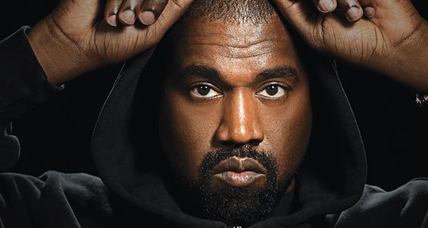 مساعدة كانييه ويست السابقة تتهمه بفضيحة جنسية