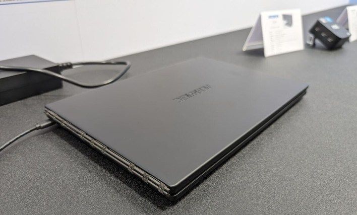 تكنولوجيا: Acemagic تكشف عن جهاز حاسب بشاشة مزدوجة ومعالج Alder Lake في مؤتمر #Computex2024