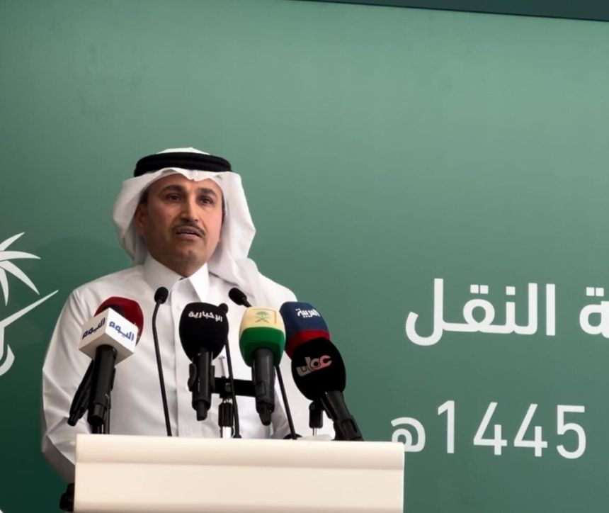 وزير النقل: جاهزون لتقديم أفضل الخدمات لحجاج بيت الله