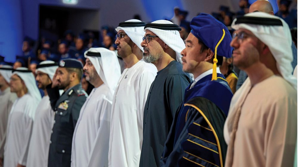 خالد بن محمد بن زايد يشهد حفل تخريج دفعة عام 2024 من جامعة محمد بن زايد للذكاء الاصطناعي