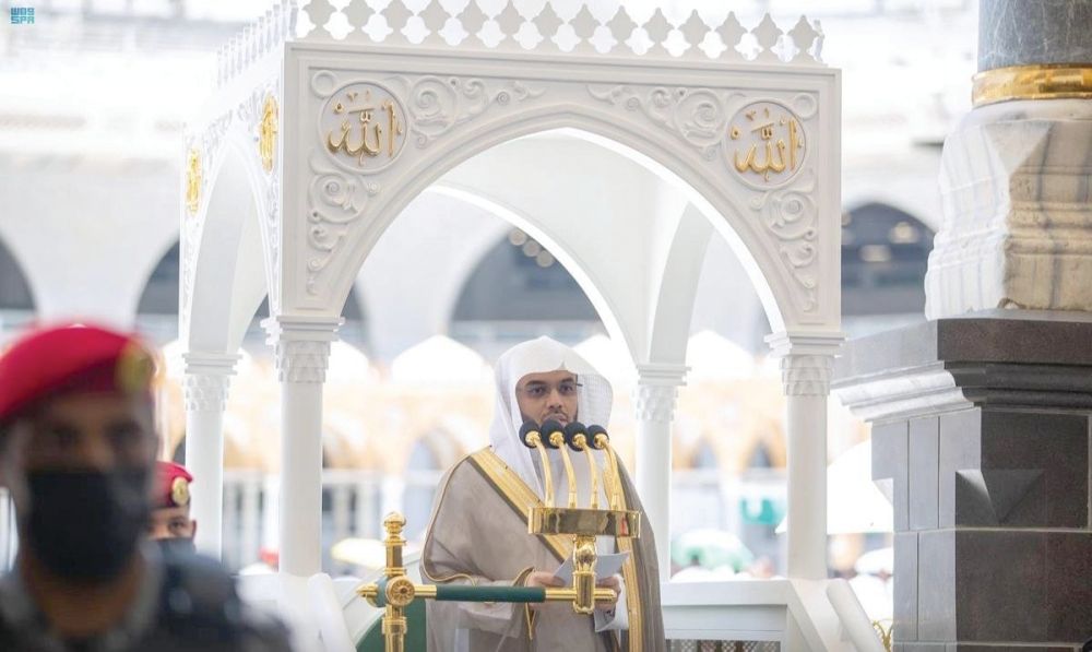 أعظم الأيام عند الله.. إمام الحرم يوصي باغتنام عشر ذي الحجة