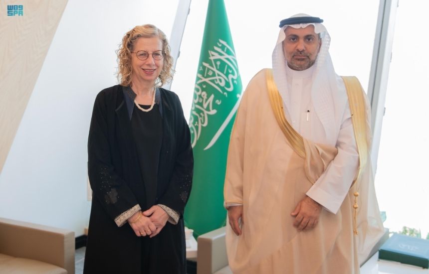 وزير الصحة يبحث التغير المناخي مع مديرة برنامج الأمم المتحدة للبيئة