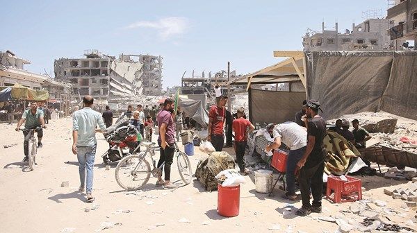 تحذيرات من تداعيات ارتفاع درجات الحرارة على النازحين في غزة