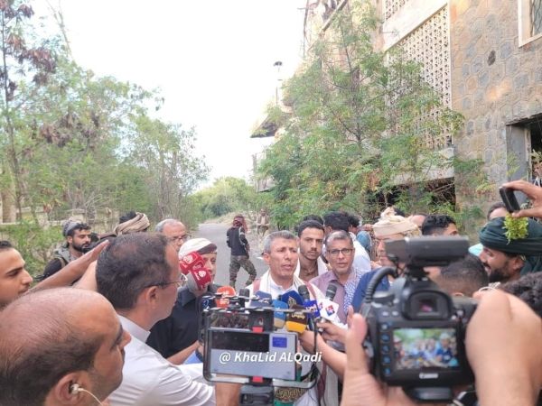 أعلن جاهزية اللجنة للتنفيذ.. شيبان: نأمل التزام الحوثيين بالمصداقية وإزالة الحواجز والألغام من طرق تعز (بلاغ صحفي)