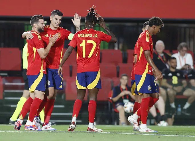 منتخب إسبانيا يمزق شباك أيرلندا الشمالية بخماسية