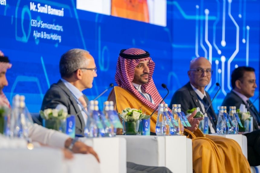 منتدى مستقبل أشباه الموصلات يؤسس منظومة لتوطين الرقائق الإلكترونية