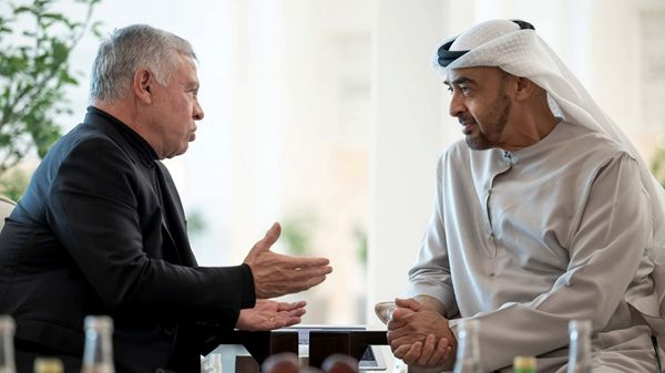 رئيس الدولة يهنئ ملك الأردن بمناسبة اليوبيل الفضي لجلوسه على العرش