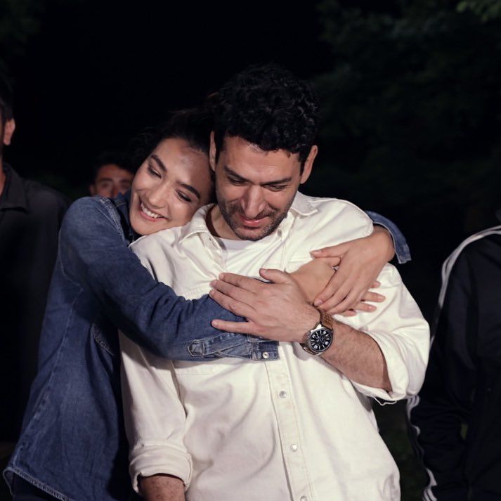 بالصور- بطل “المنظّمة” مراد يلديريم في لحظة وداع مؤثرة في ختام الموسم الرابع