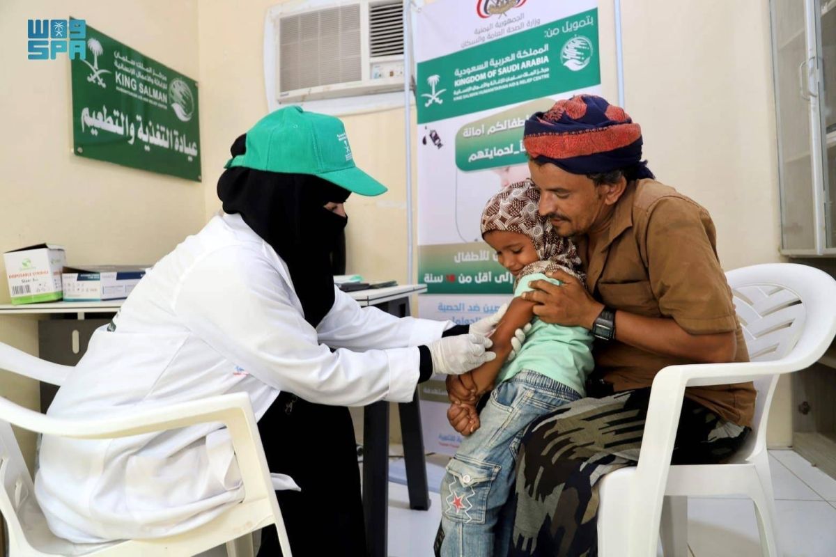 15 ألف مستفيد من حملة المملكة لتحصين أطفال اليمن
