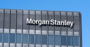 تكنولوجيا: بنك مورجان ستانلي: الذكاء الاصطناعي يوفر ما بين 10 لـ 15 ساعة عمل في الأسبوع