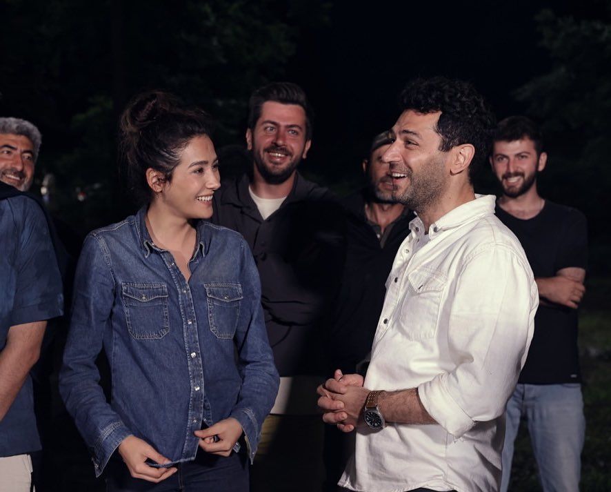 بالصور- بطل “المنظّمة” مراد يلديريم في لحظة وداع مؤثرة في ختام الموسم الرابع