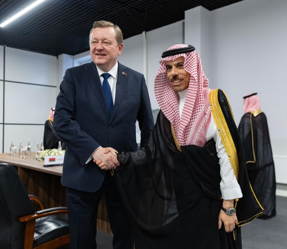 خلال "بريكس".. وزير الخارجية يلتقي نظرائه الإيراني والبيلاروسي والتايلندي