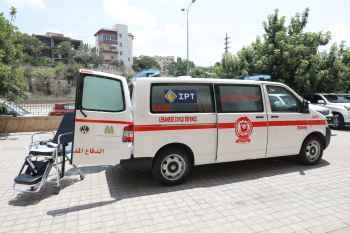 خطار شارك بوضع الحجر الأساس للمركز البرّي للدفاع المدني بعمشيت وتسلّم آلية إسعاف هبة لمركز جبيل