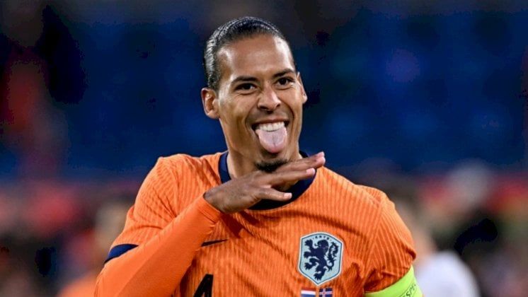 هولندا تنهي استعداداتها لكأس أوروبا برباعية في مرمى إيسلندا