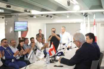 خطار شارك بوضع الحجر الأساس للمركز البرّي للدفاع المدني بعمشيت وتسلّم آلية إسعاف هبة لمركز جبيل