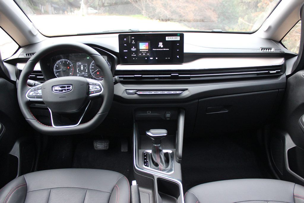 تراجع جديد في أسعار السيارات.. جيلي GX3 PRO تنخفض 80 ألف جنيه