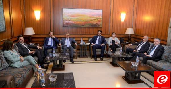 كتلة "تحالف التغيير" استقبلت "اللقاء الديموقراطي" وتوافق على ضرورة الحوار للتفاهم والاتفاق على رئيس جامع