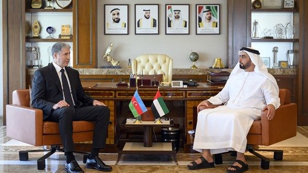 سيف بن زايد يستقبل وزير داخلية أذربيجان
