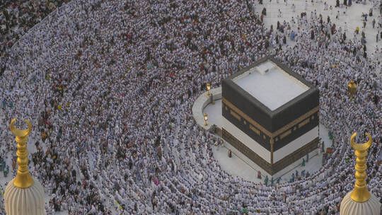 الخليج اليوم .. السعودية تعلن عدد الحجاج الواصلين إلى المملكة