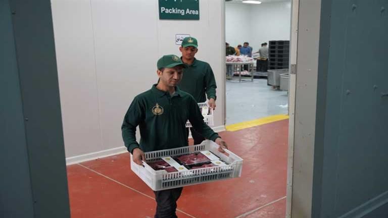 فطارك معانا يوم عرفة.. "بيت الزكاة": 250 ألف أسرة تستفيد وذبح ألف عجل بلدي -تفاصيل