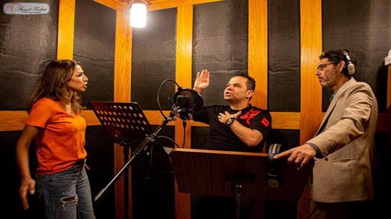 البروفات النهائية للمخرج مازن الغرباوي قبل مشاركته بعرض "انتحار معلن" في مهرجان آرانيا الدولي للمسرح