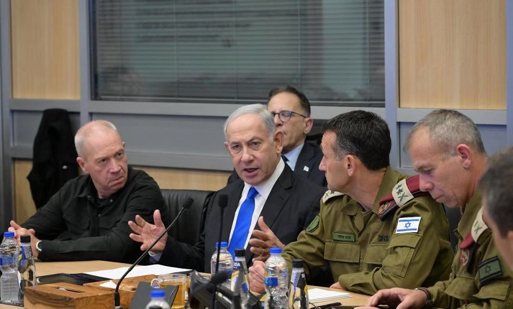 صحيفة عبرية تكشف: ماذا قالت إسرائيل عن رد حمـ.اس بشأن الصفقة المرتقبة؟