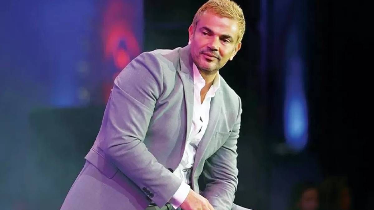 هل يعتذر عمرو دياب عن واقعة الصفعة المثيرة للجدل؟