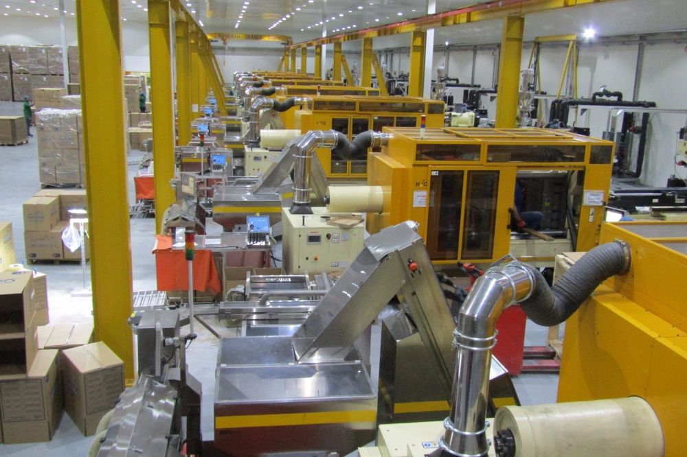 «الواحة»: الانتهاء من تركيب خطوط الطباعة والتعبئة والتغليف