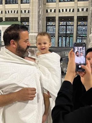 توفى بعد نشر صورته بملابس الإحرام (العين حق )