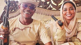 شاهد بالفيديو.. بعد أن نصب نفسه والي لولاية الخرطوم.. الصحفي “الدعامي” إبراهيم بقال يرقص بطريقة غريبة ومضحكة داخل مكتبه ويثير سخرية جمهور مواقع التواصل