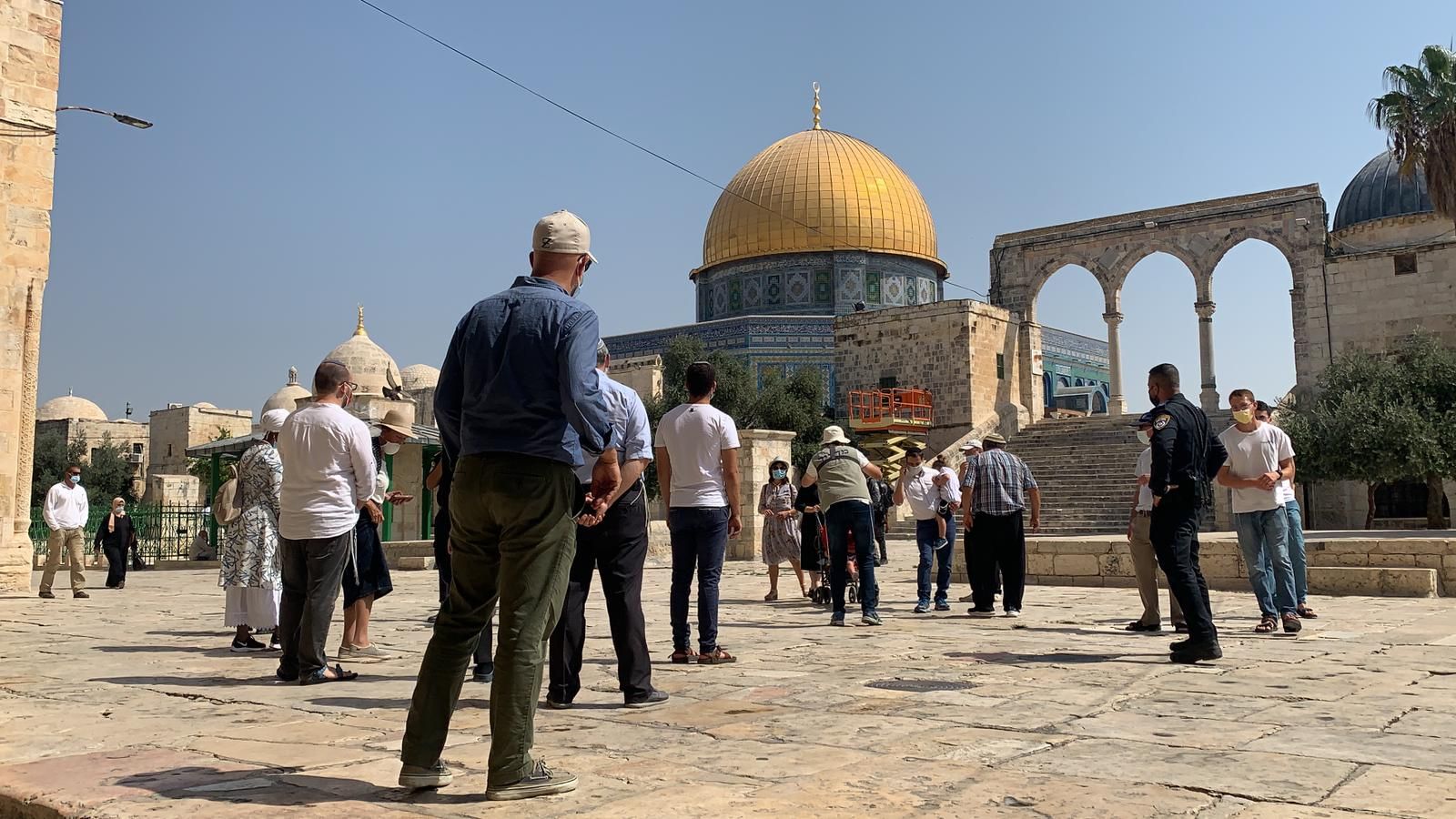 مستوطنون يقتحمون الأقصى والبلدة القديمة قي القدس