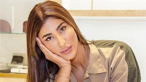 اللبنانية ليلي عبد الله.. تعلمت لغة الإشارة| والديها من الصم والبكم