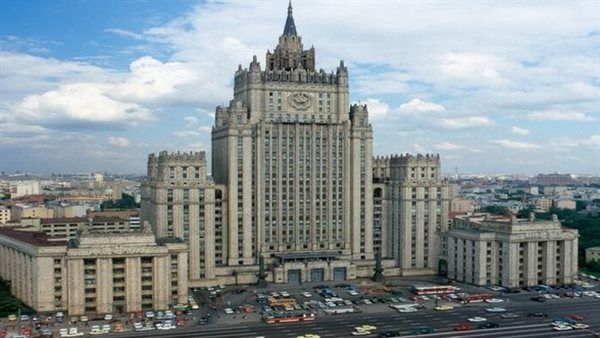 الخارجية الروسية تحذر فرنسا من الدخول بصدام مباشر في أوكرانيا