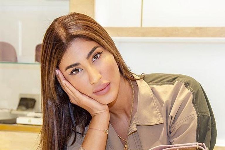 اللبنانية ليلي عبد الله.. تعلمت لغة الإشارة| والديها من الصم والبكم