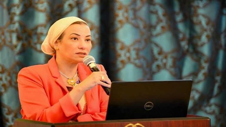 وزيرة البيئة تؤكد أهمية رفع الوعي بأضرار البلاستيك لتحقيق التنمية الاقتصادية والزراعية