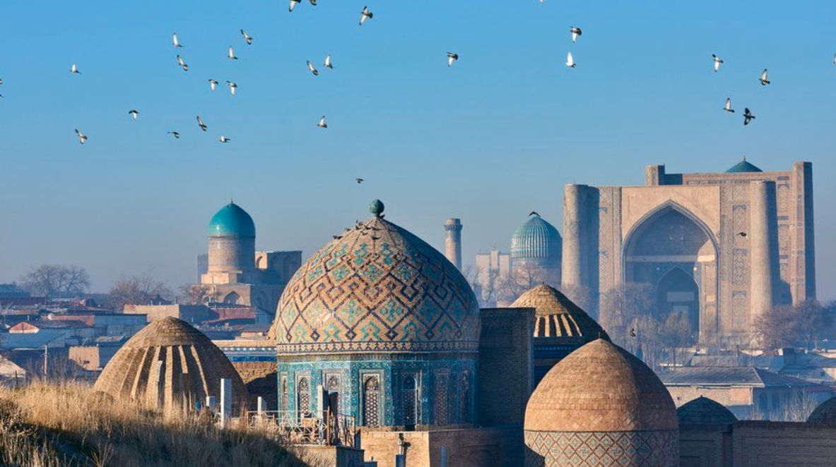 محكمة في أوزبكستان تحكم بالسجن على طالب بسبب بيع العملات المشفرة