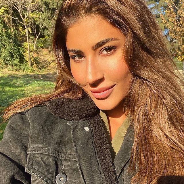 اللبنانية ليلي عبد الله.. تعلمت لغة الإشارة| والديها من الصم والبكم