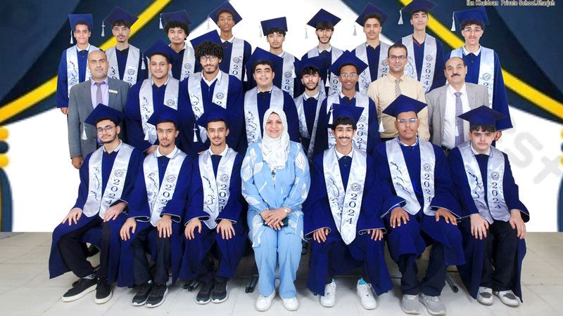 الامارات | مدرسة «ابن خلدون» تحتفل بخريجين جدد